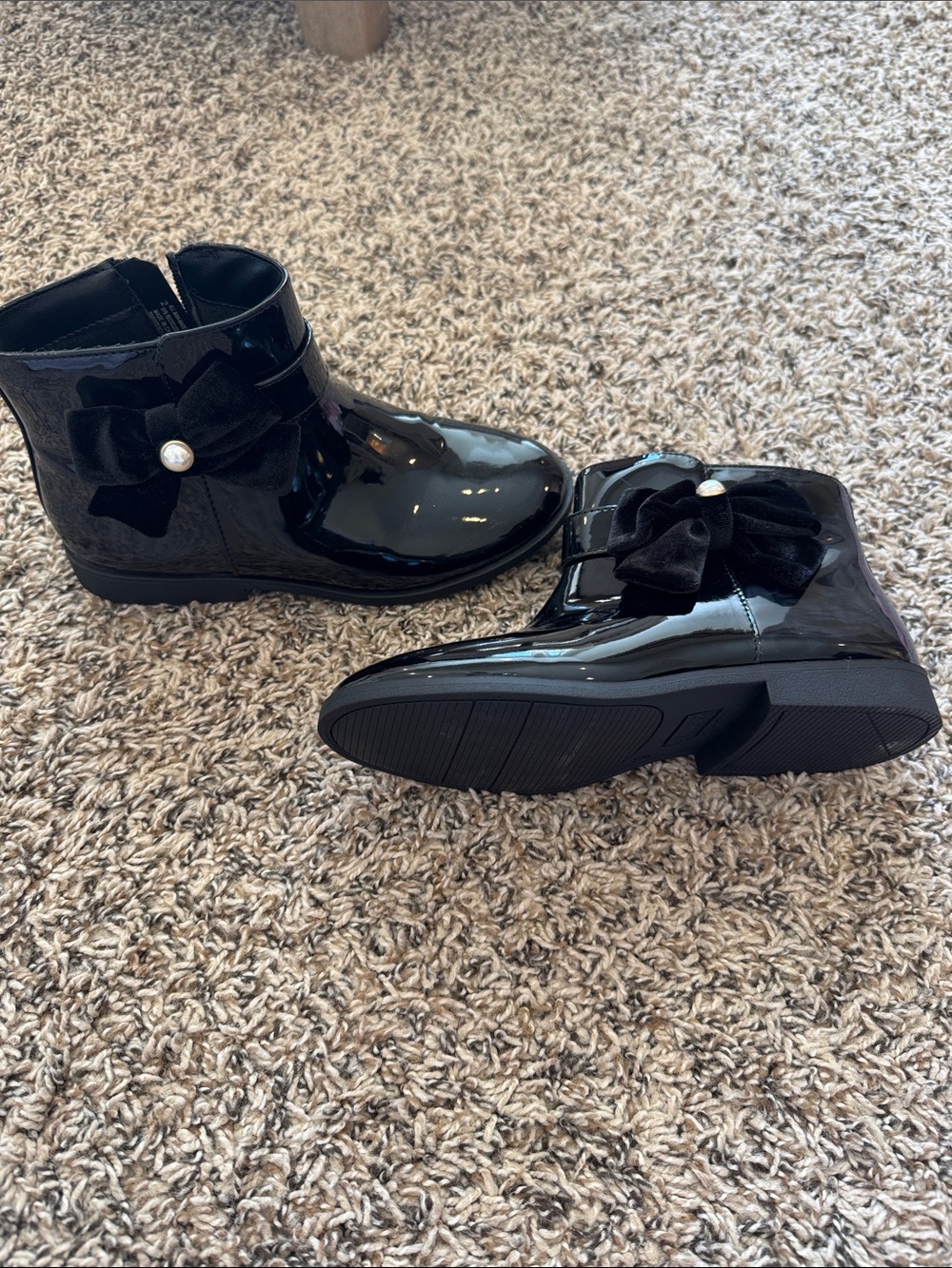 Gymboree Black Patent Ankle Boots with Velvet Bow and Pearl
